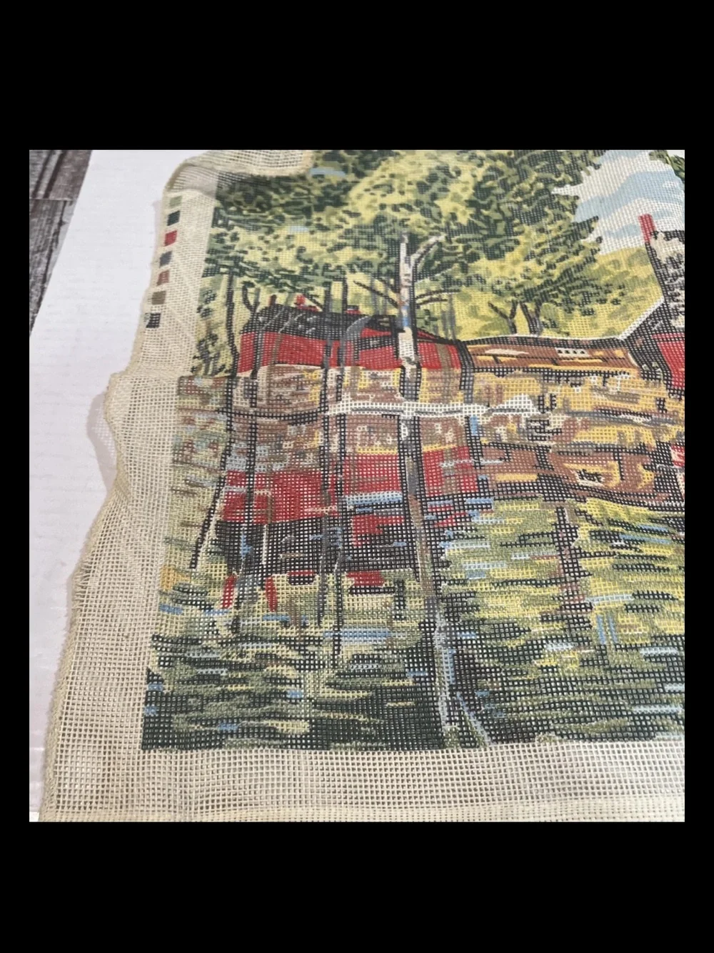 MARGOT DE PARIS VTG?  Printed Needlepoint Tapestry Canvas CountryHouse Lake